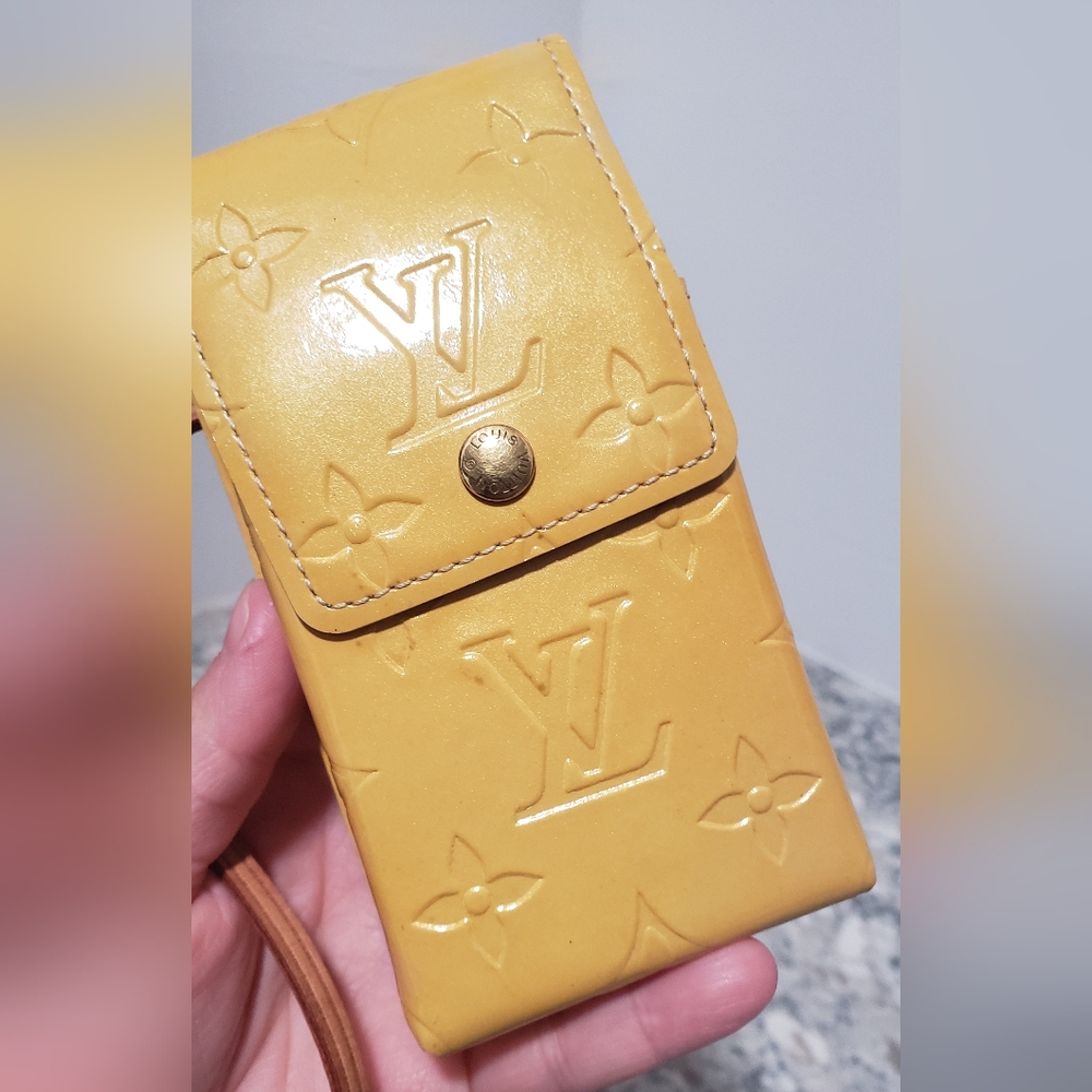 Louis Vuitton Monogram Vernis Butterscotch Cigarett Case Crossbody - Picture 10 of 11